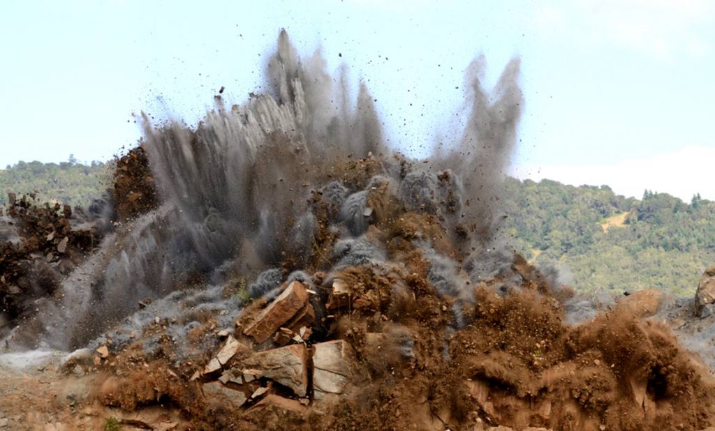 blasting_demolition_Maine Earthwork, excavation in Midcoast Maine. Sitework, driveways, paving